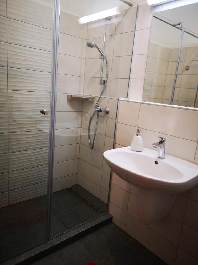 Meszaros Apartman Buk Bagian luar foto